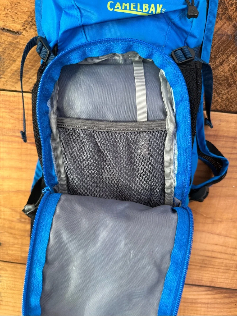 CamelBak Kids Blue Hydration Backpack w/ Bladder